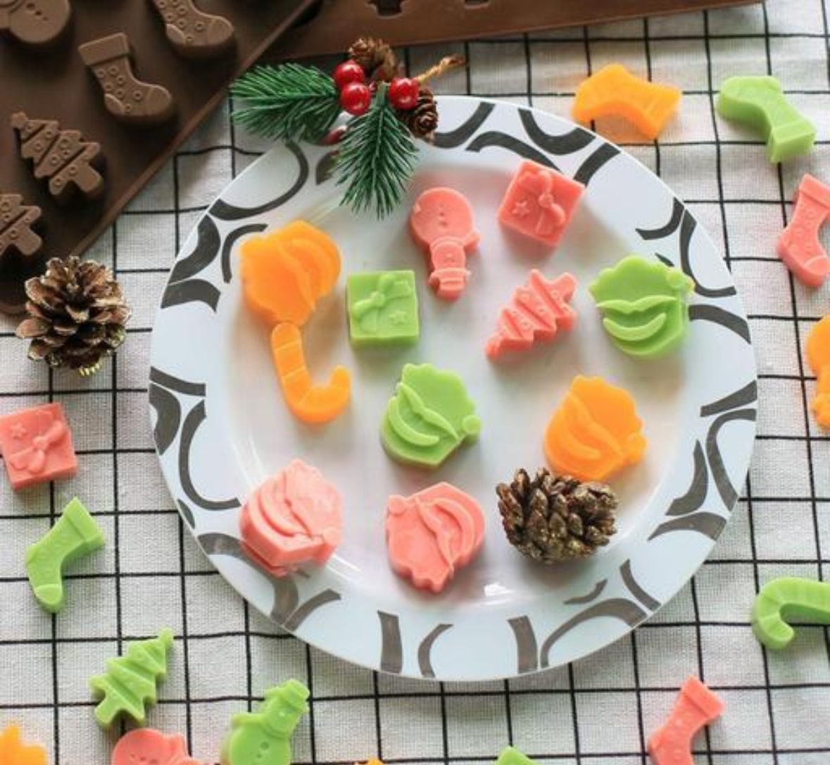 Christmas Assorted Mold (12 cavity)