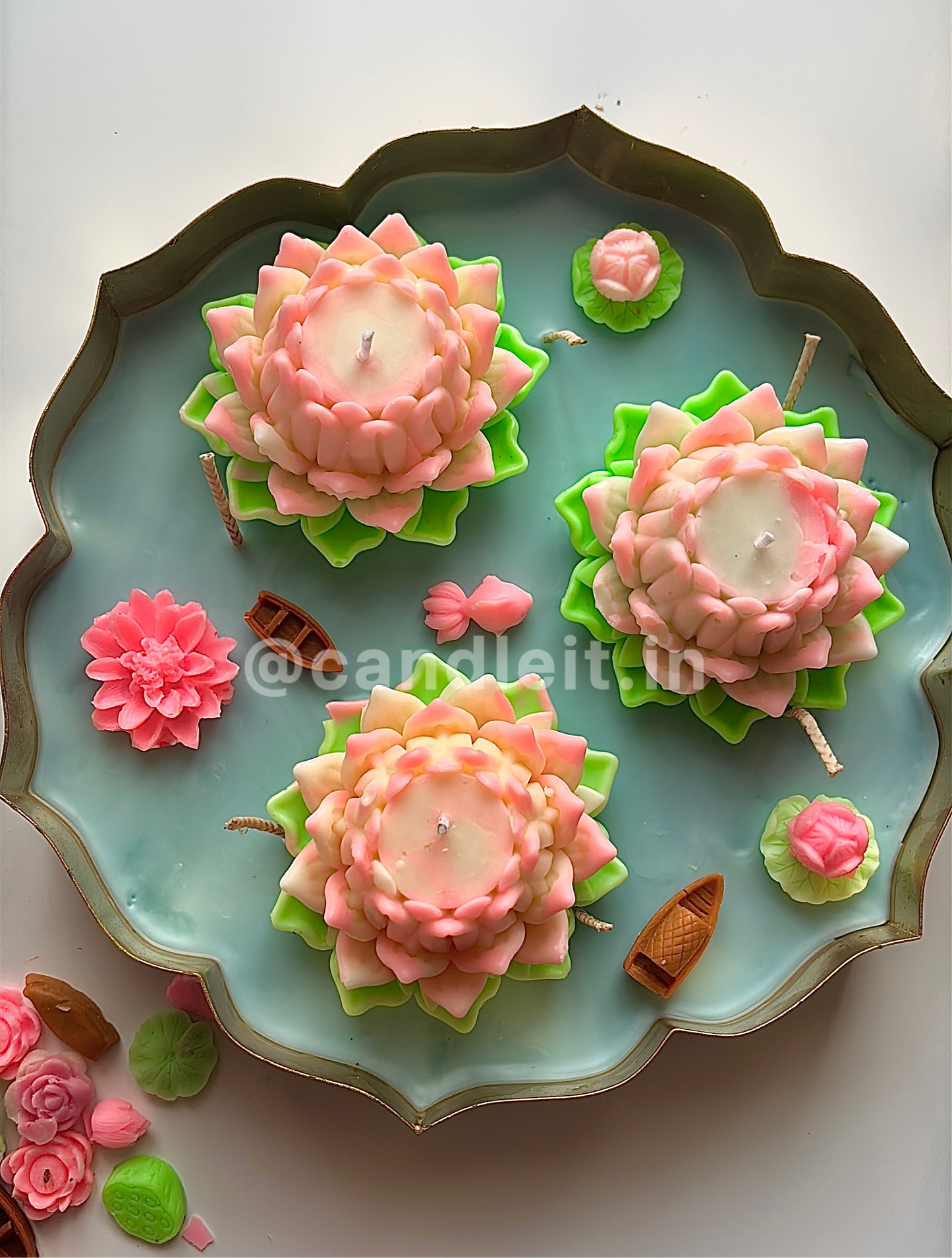 Whispers of the Pond (9 inch)