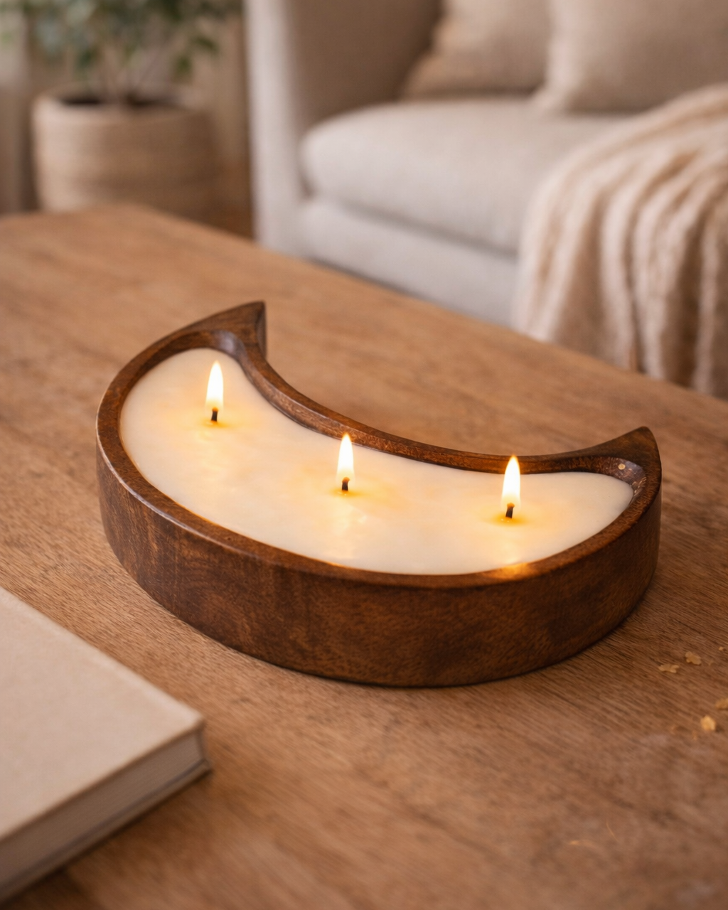 Chaand - Luxury Scented Moon Shaped Candle Decor (9 inch)