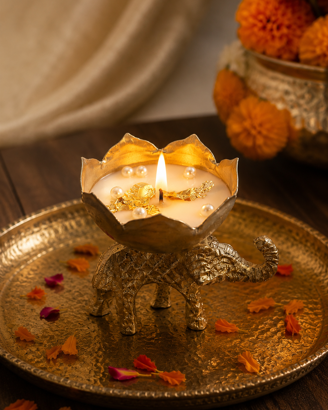 Regal Elephant Urli - Soy Scented Candle